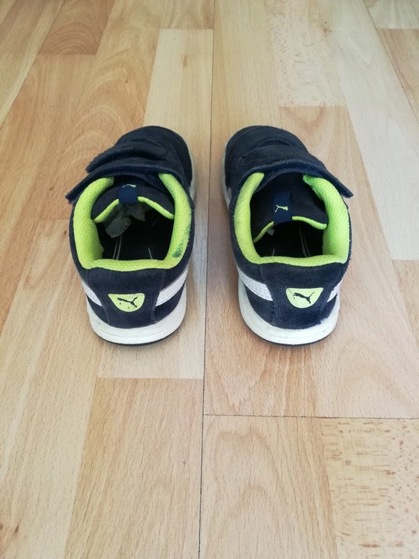 Sneaker/Turnschuh Gr. 27