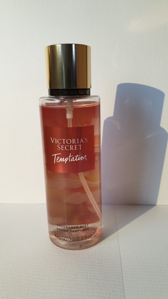 Victoria's Secret Bodyspray Temptation