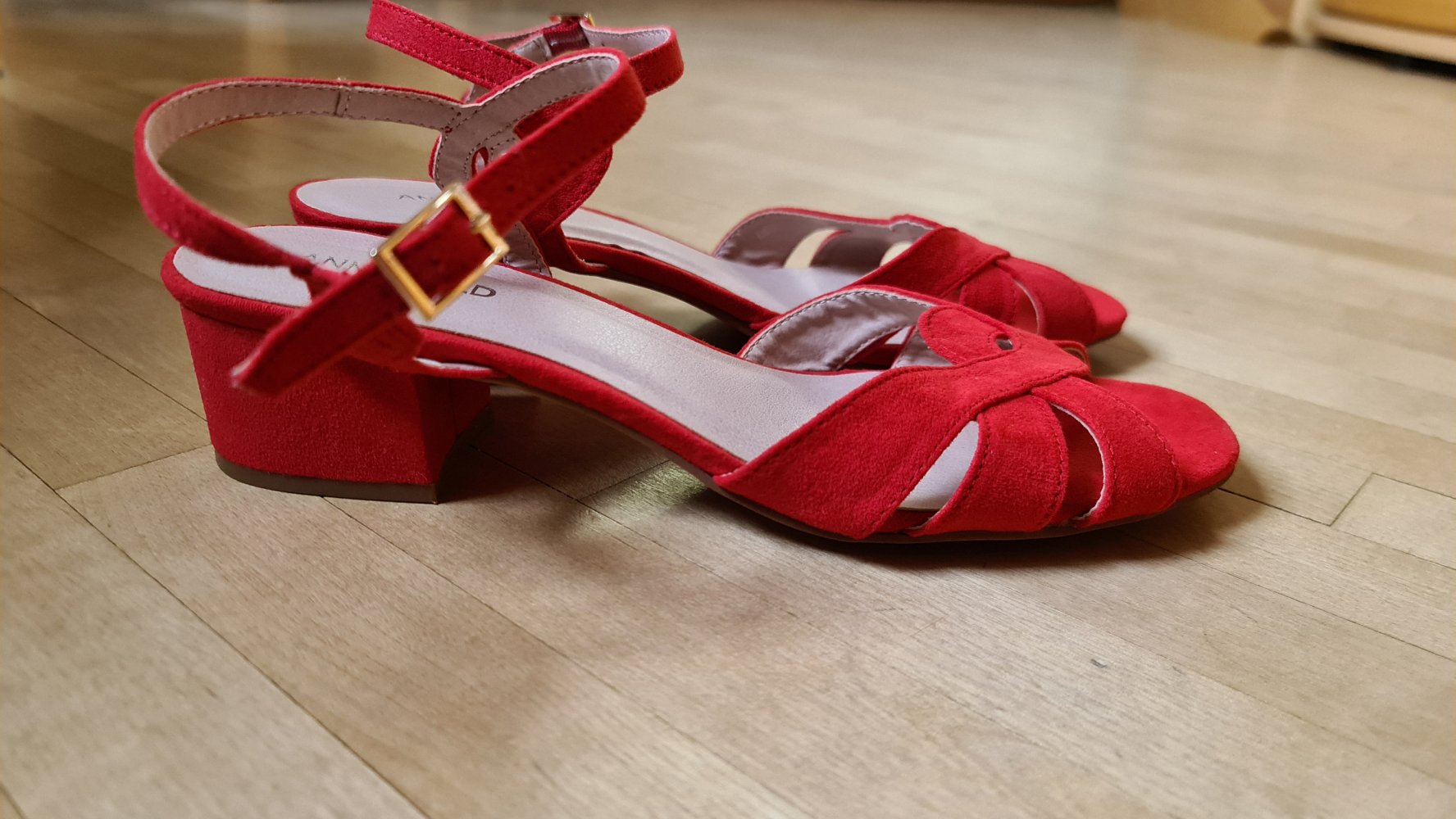 Riemchensandaletten Anna Field