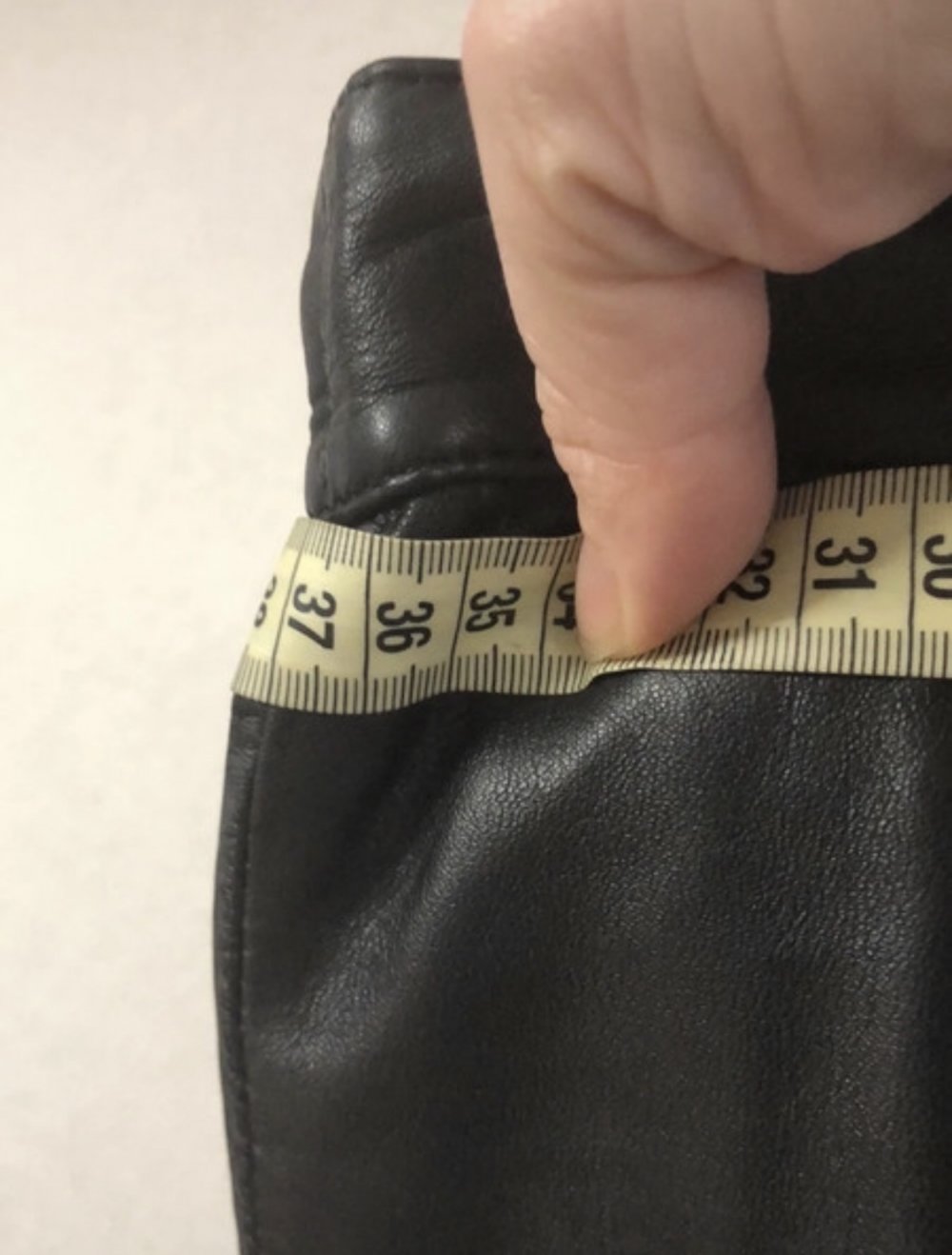 Knielanger Lederrock