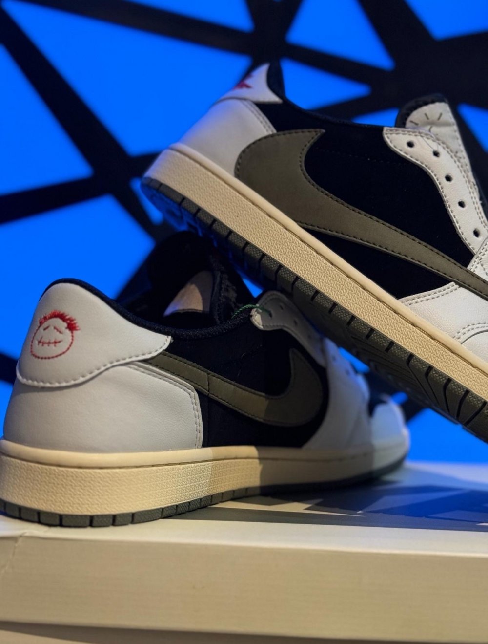 nike jordan 1 low travis scott olive