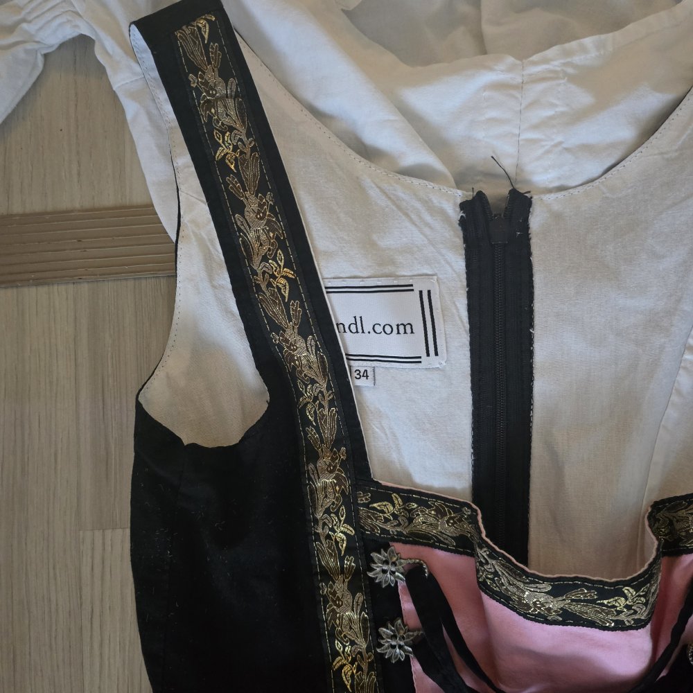 Dirndl Gr 34