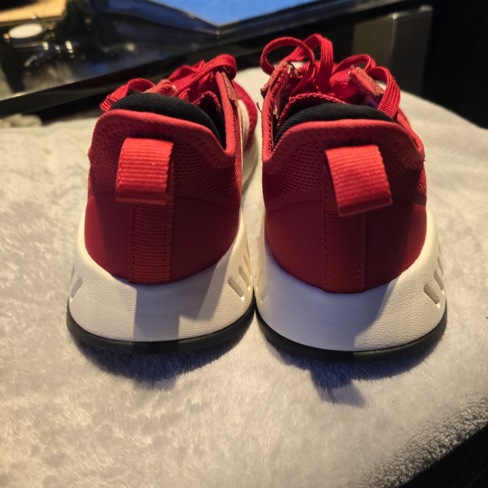 Adidas sneaker Gr 41 1/3