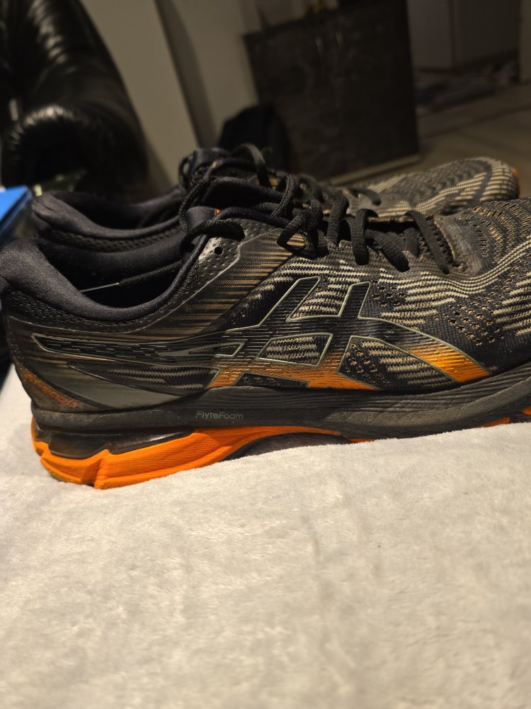 Asics GTS-2000 Flyte Foam