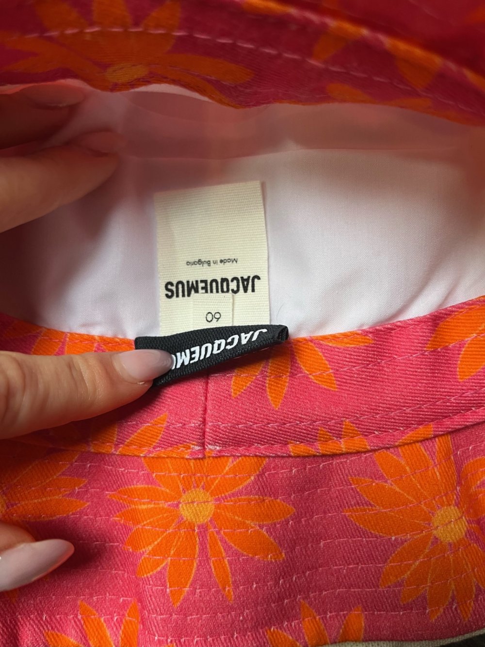 Jacquemos le bob gadjo bucket hat Mütze flower pink orange Neu mit etikett 60 Daisy bow