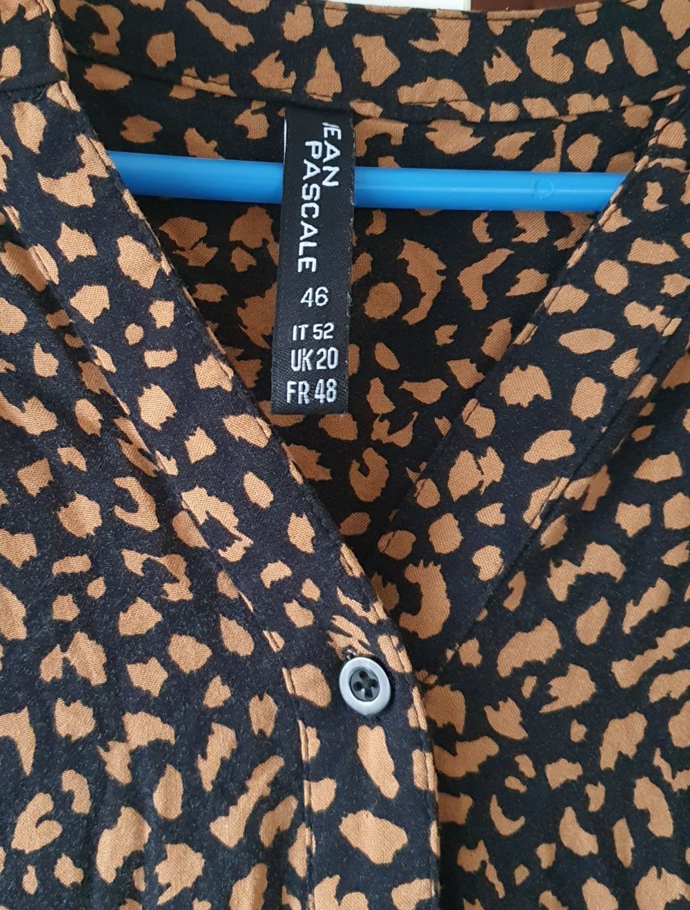 Bluse ? Jean Pascale