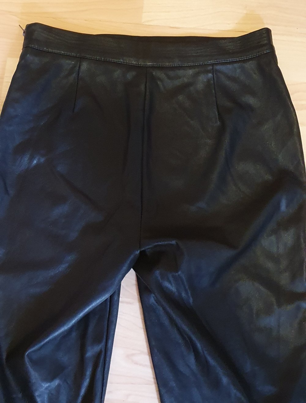 Lederhose ? clockhouse