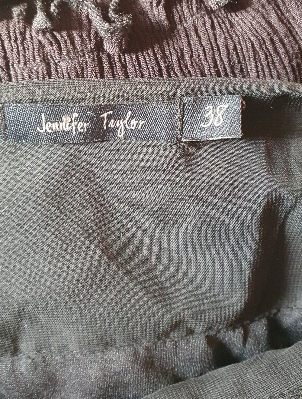 Rock ? Jennifer Taylor