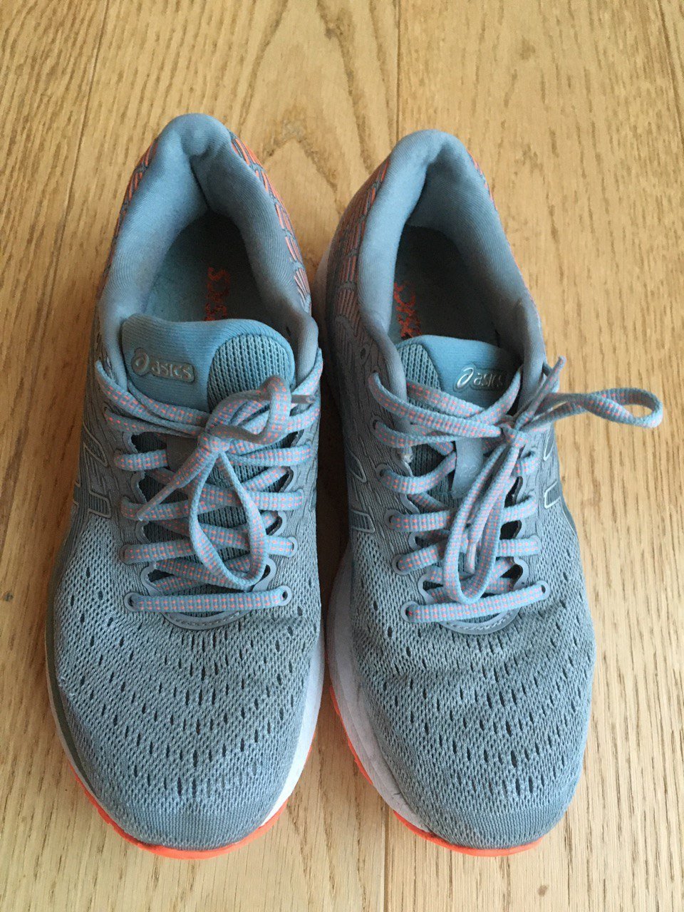 Federleichte Laufschuhe