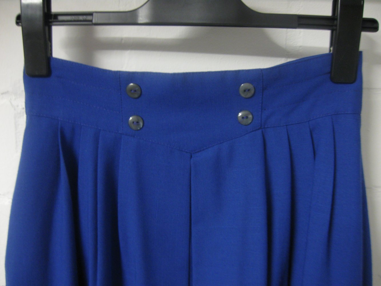 Wunderschöner königsblauer Vintage-Rock