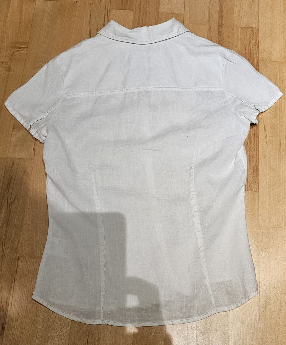 sehr schöne halbärmelige Damenbluse in Größe 38