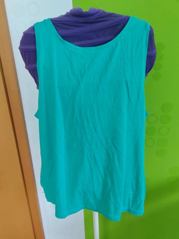 grünes Top Gr.XL