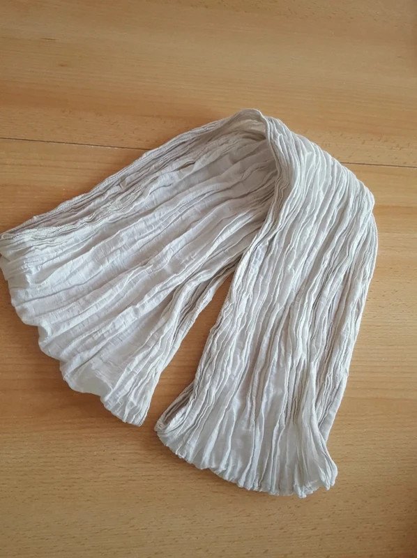 beiger Schlauchschal/ Loop