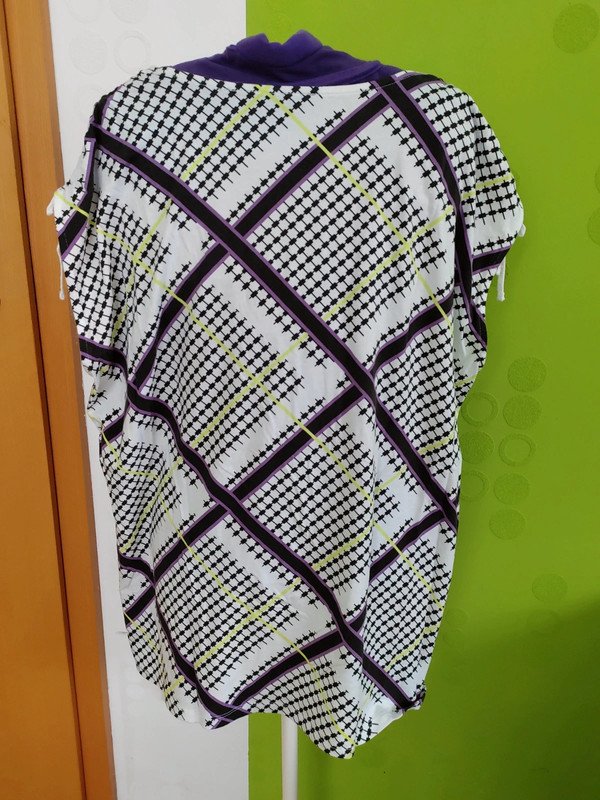 neue Bluse / Shirt Gr.48