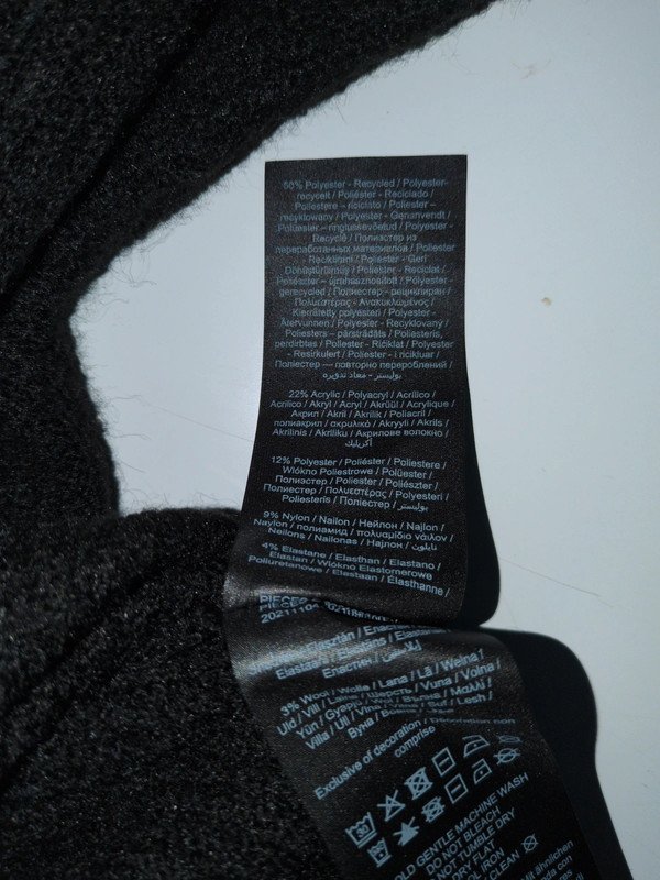 schwarzer Pullover Gr.42/44