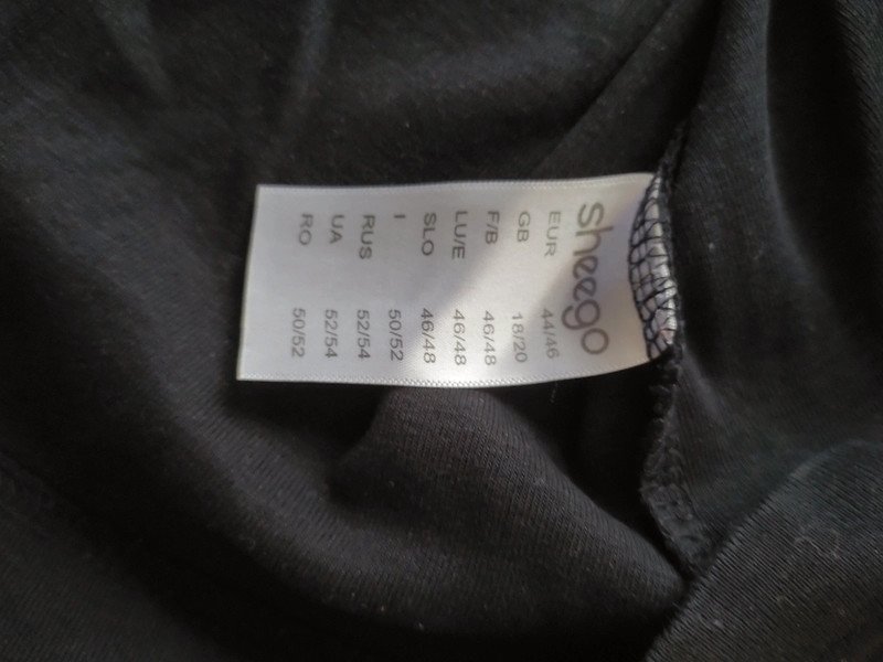 Schwarzer Rollkragenpullover Gr.44/46