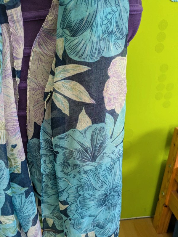 buntes leichtes Tuch NEU!