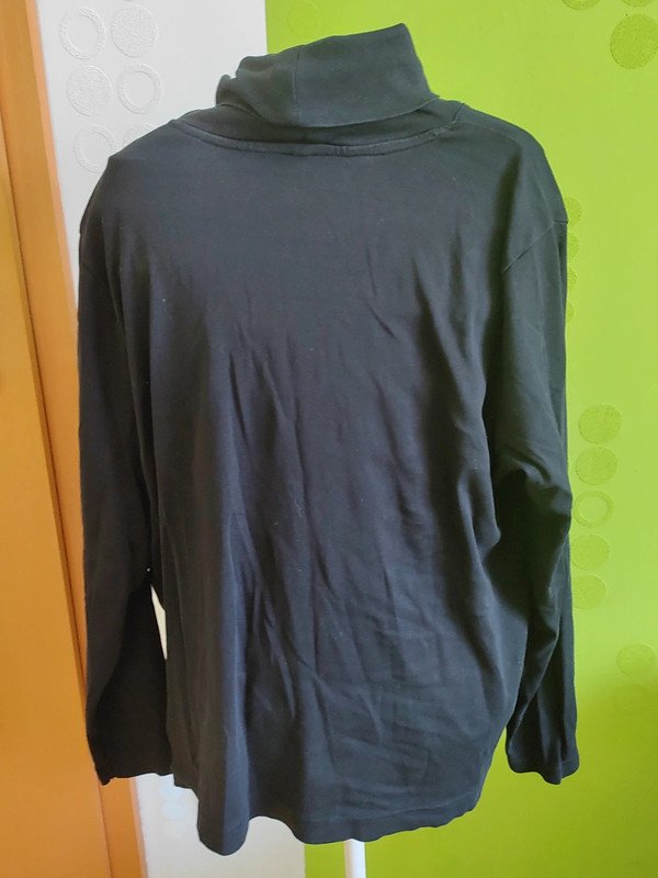 Schwarzer Rollkragenpullover Gr.44/46
