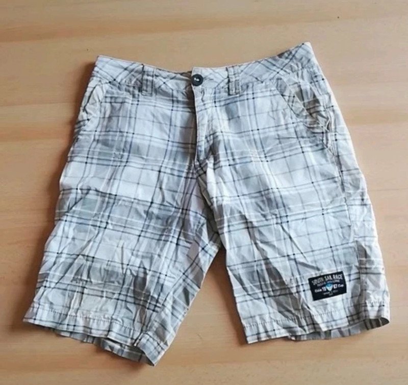 Kurze Hose Gr. XS