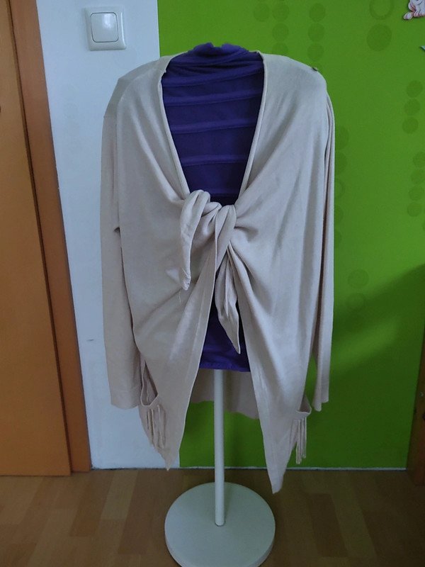 beige Strickjacke Gr.M