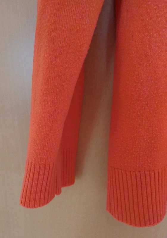 orangener Pullover Gr.L