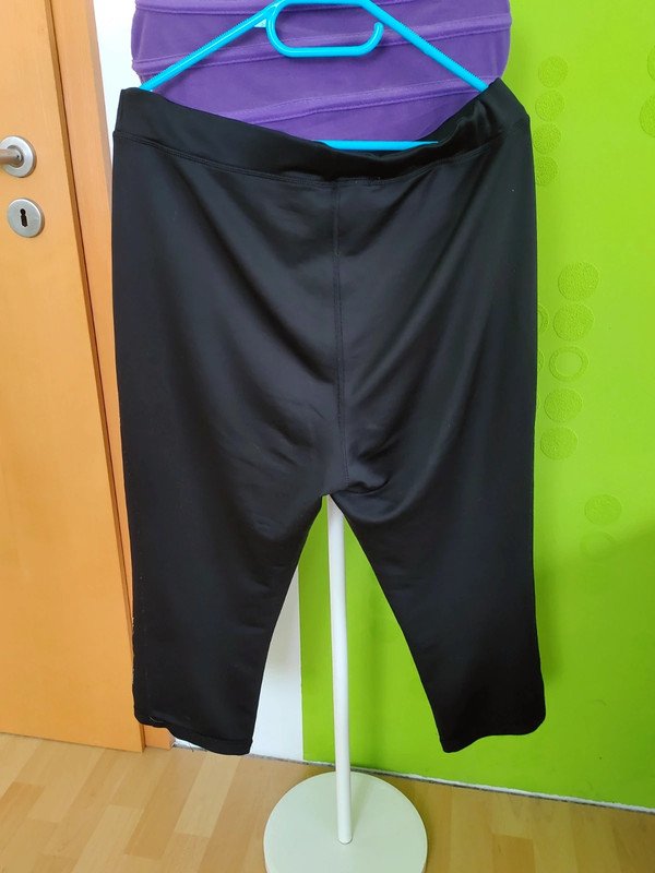 schwarze 7/8 Sporthose Gr.XL