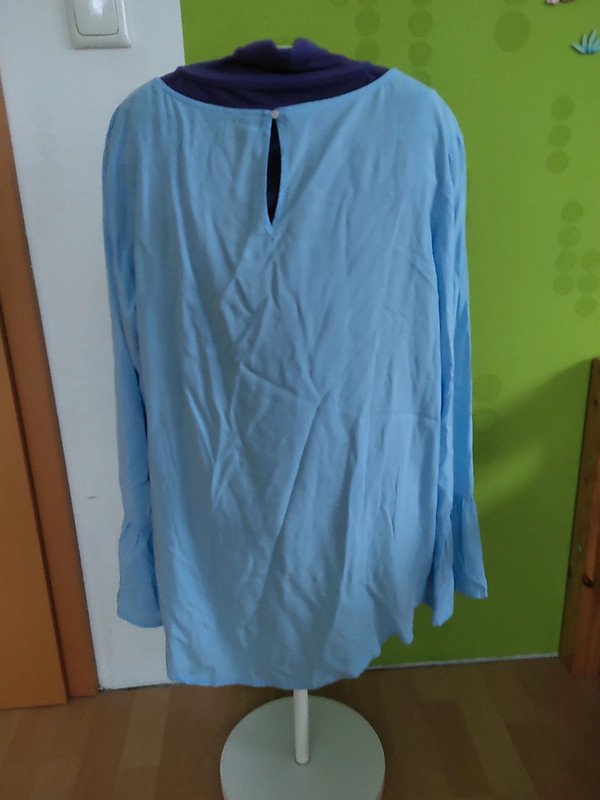 hellblaue Bluse Gr.44