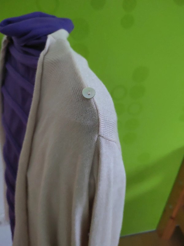 beige Strickjacke Gr.M