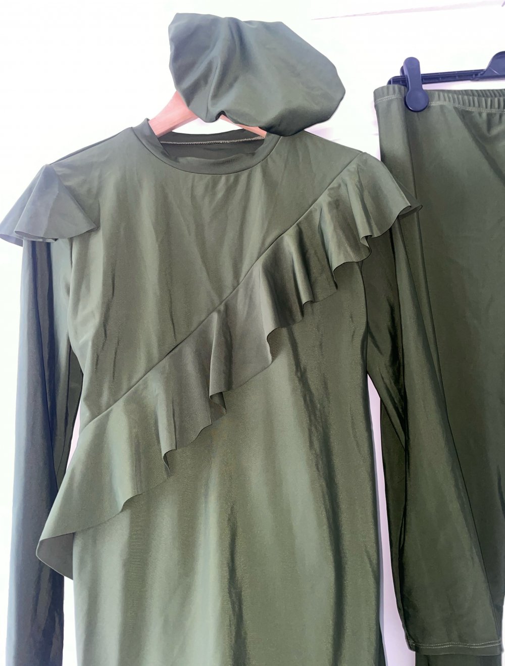 Buqini nagelneu L-XL tragbar