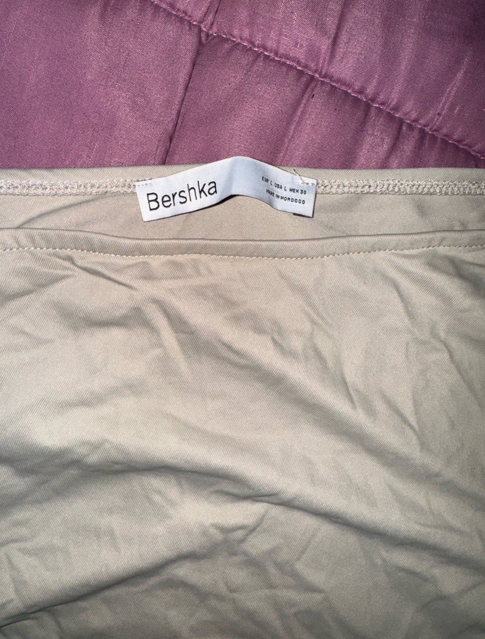 Bauchfreies Oberteil