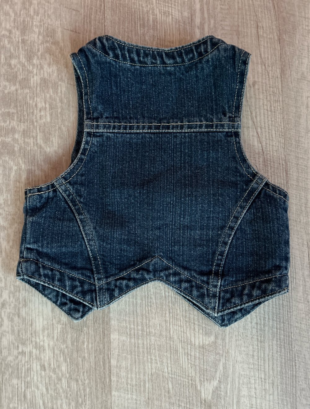 Eine schöne Jeansweste, für Mädchen