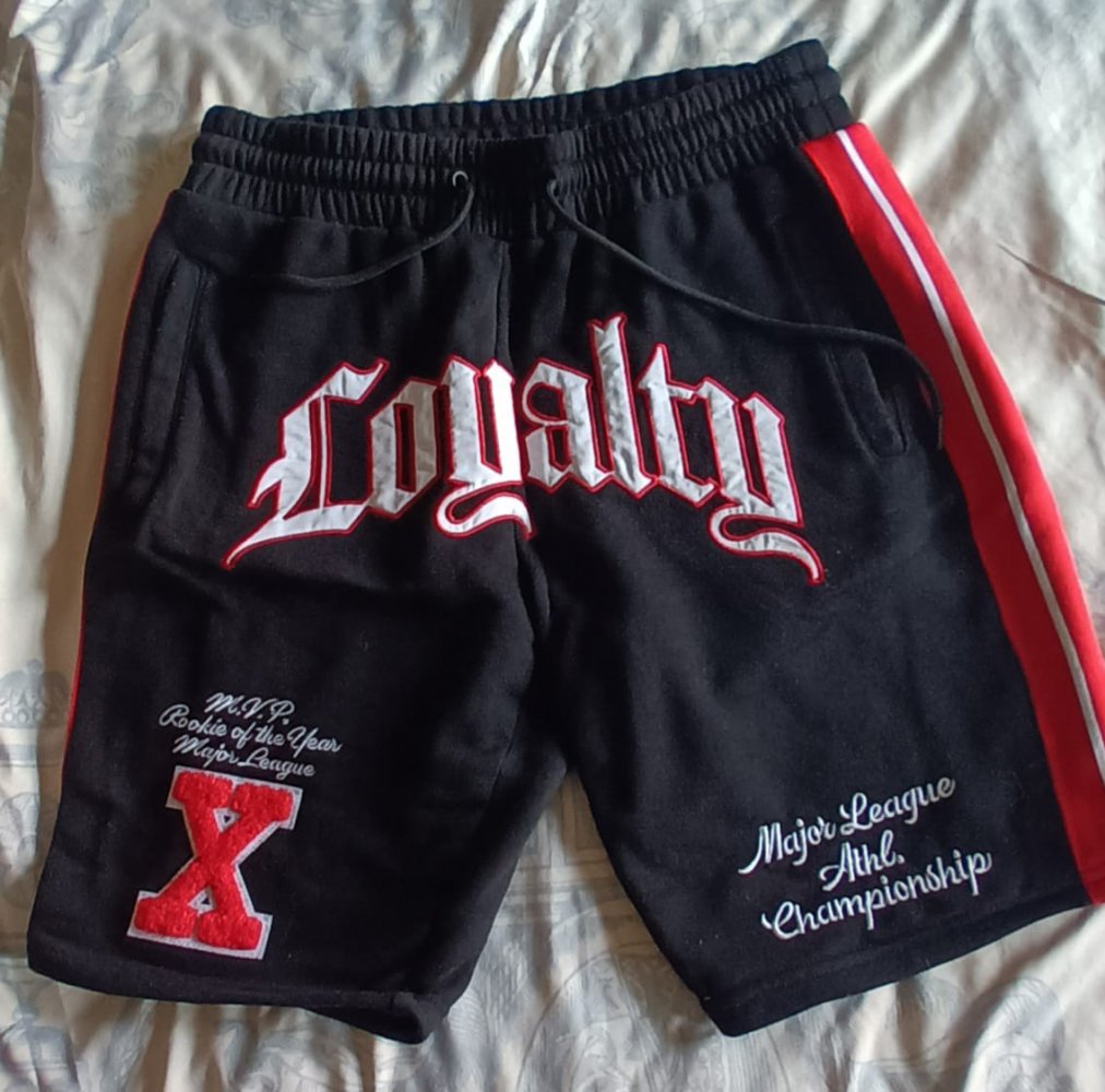 kurze Shorts Fishbone M