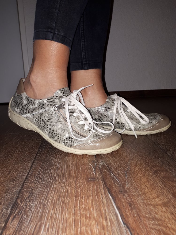 Paar sehr schöne Schuhe in Größe 41 von Rieker!