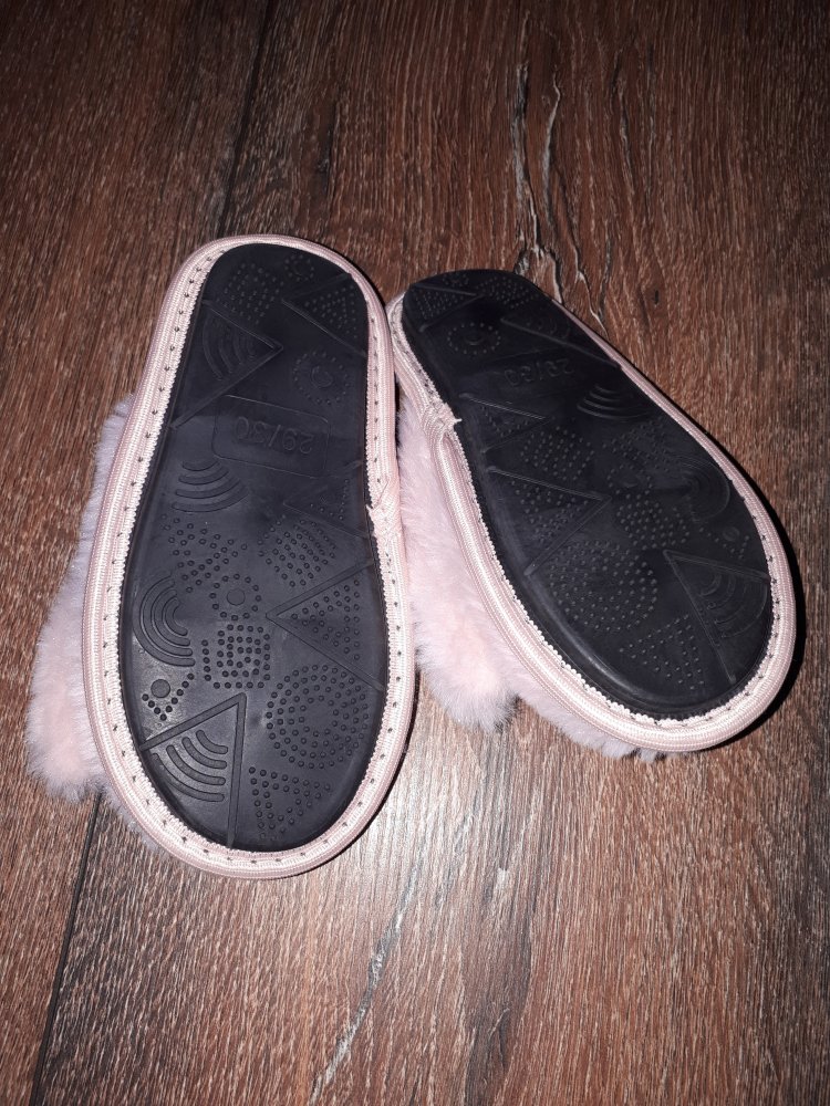  Paar sehr, neue schöne Mädchen Puschen in Größe 29/30!