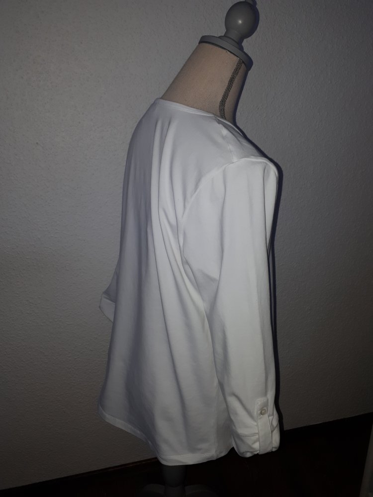  Super schönes, neues Shirt in Größe 46/48 von Clinic Dress!