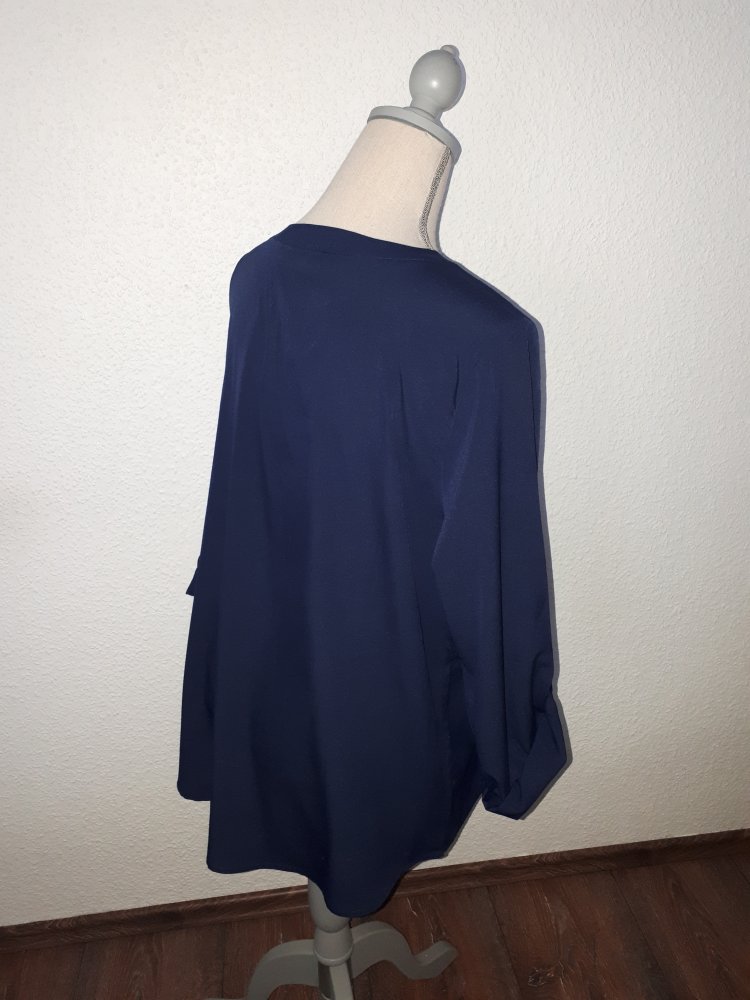 Super schönes Blusen-Shirt in Größe 46 von Ambria!