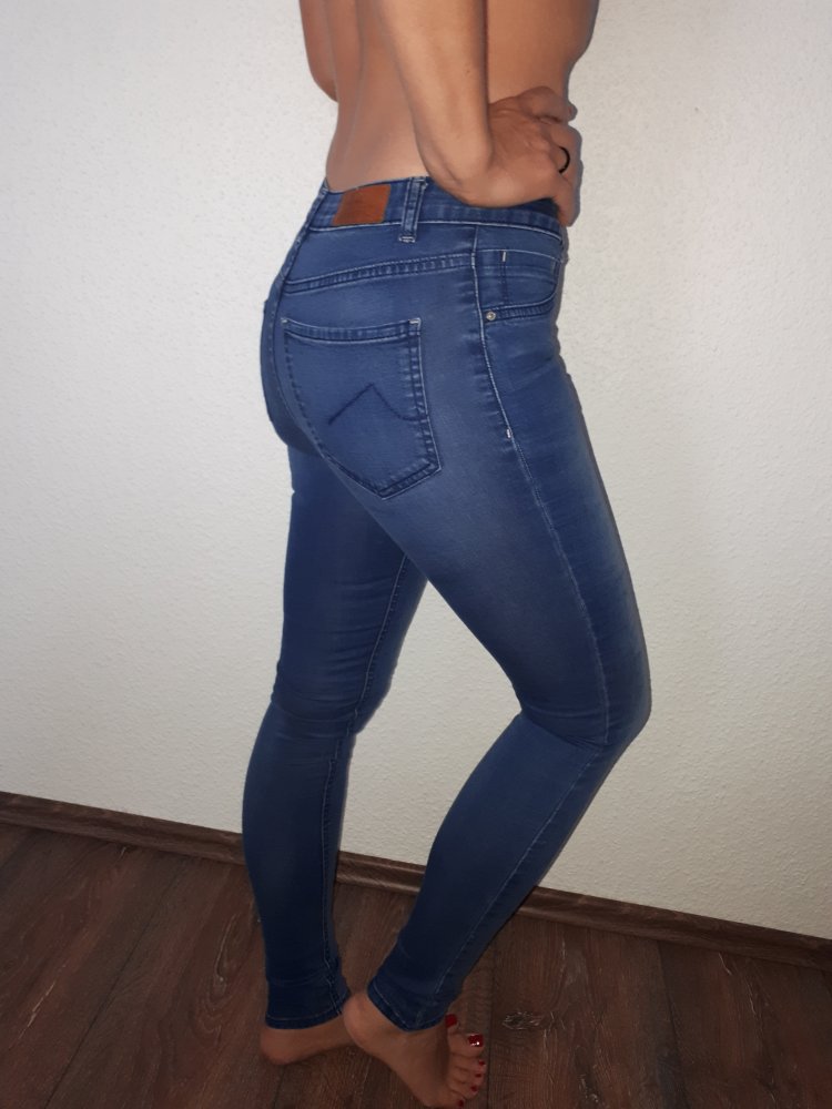 Jeggings Leg Jeans in Größe 32 von Clockhouse!