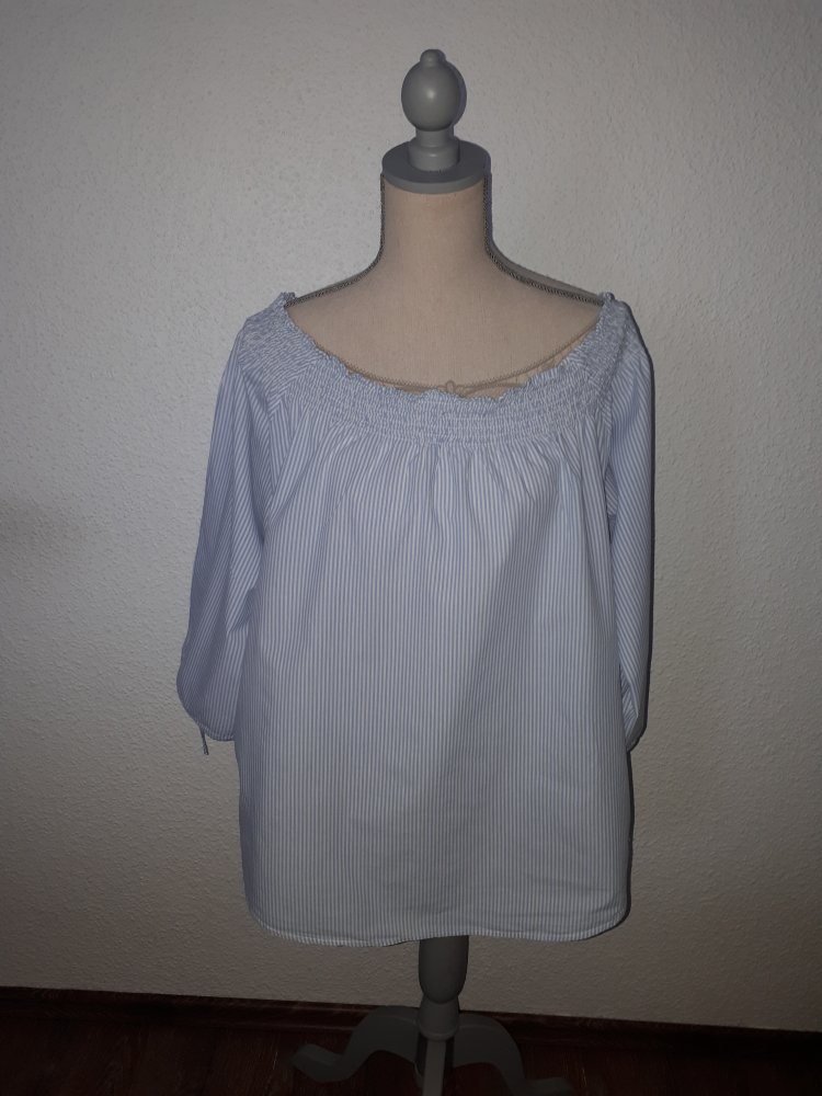 Super schönes, neues Blusen-Shirt in Größe 44/46 von Tchibo!
