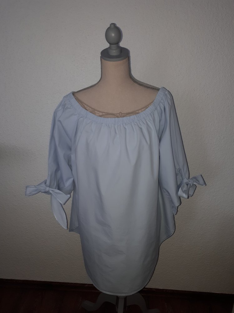 Super schönes, neues Blusen-Shirt in Größe XL von Vero Moda!