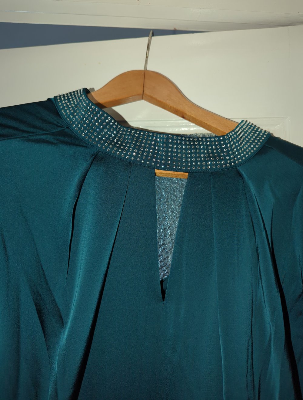 Schönes, dunkelgrünes Kleid von Anna Field, Größe 2 XL, neu mit Etikett