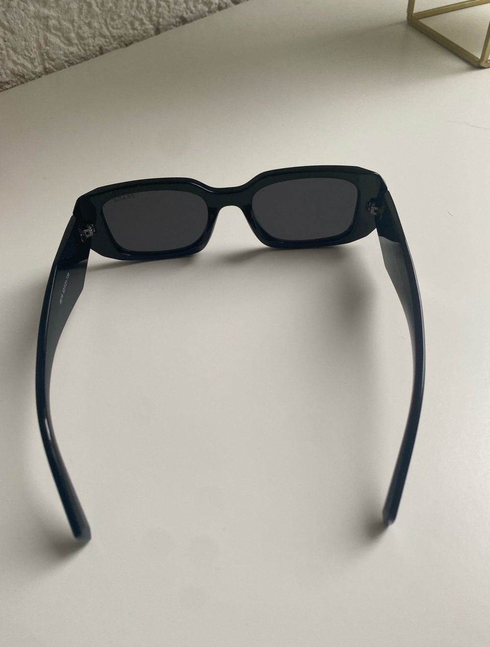 Prada Sonnenbrille 40€