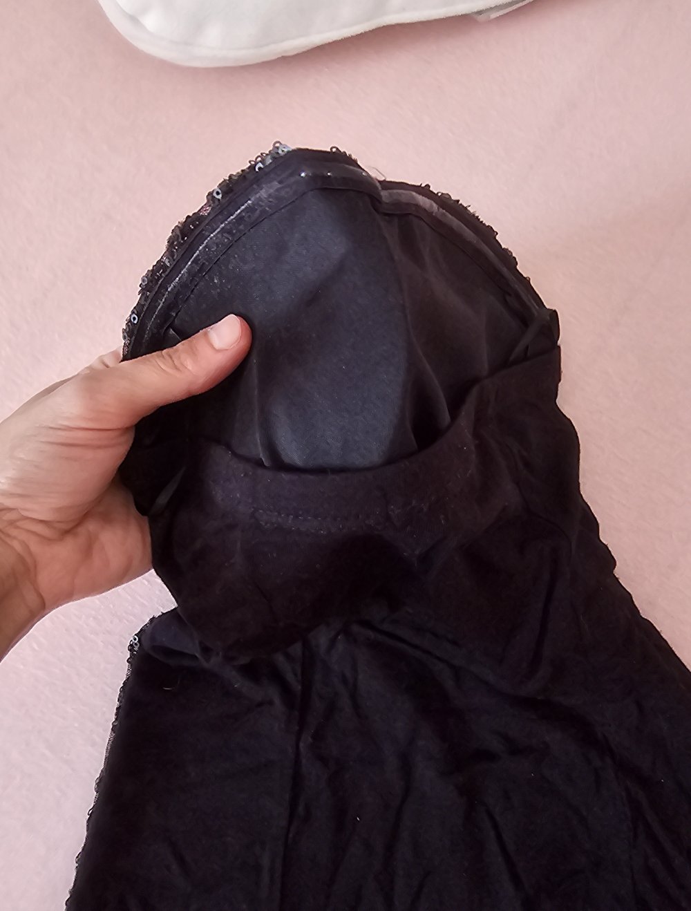 Party Top, trägerlos, mit antirutscht Funktion, mit Körbchen und die vornere Seite besteht aus Pailletten, Größe XS