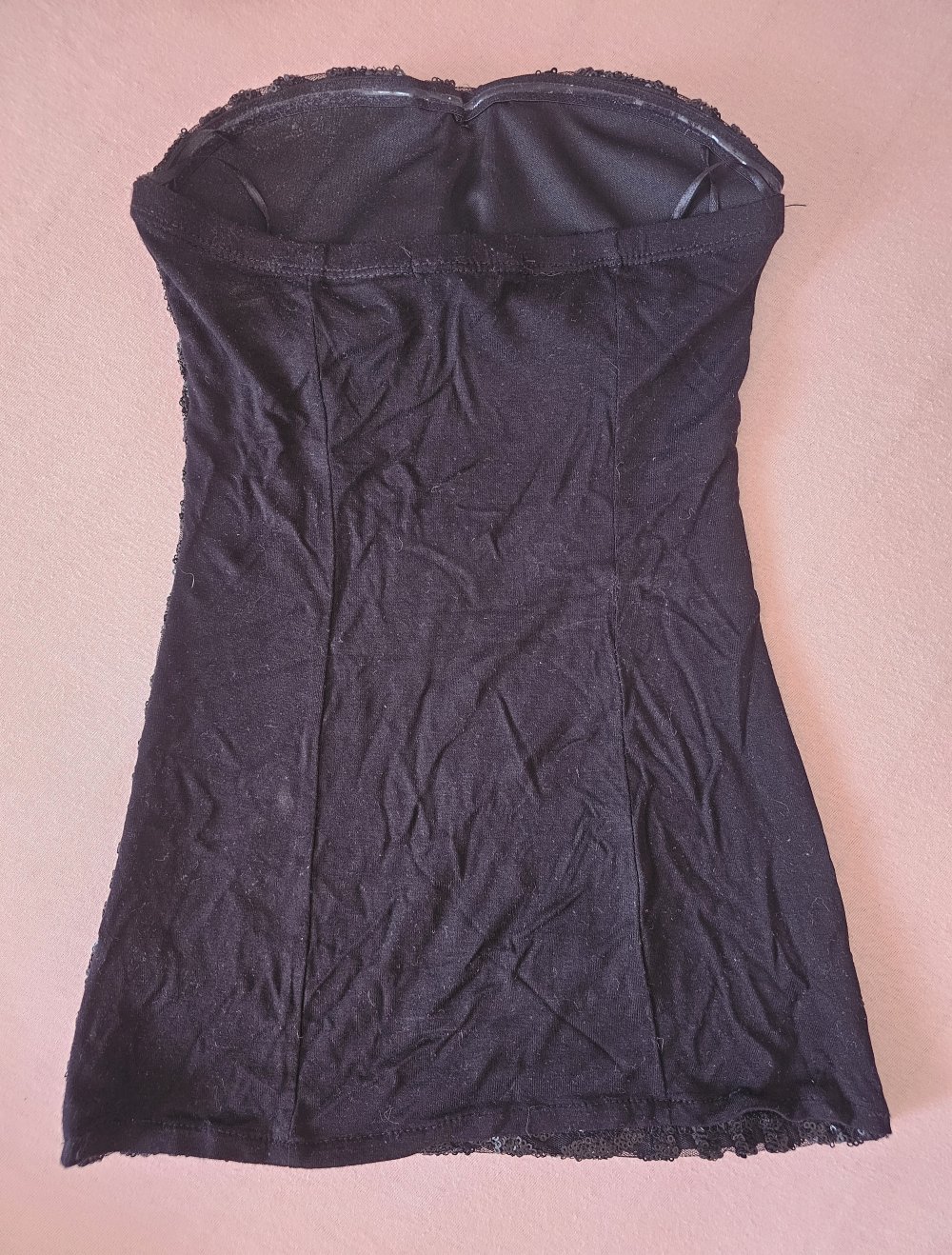 Party Top, trägerlos, mit antirutscht Funktion, mit Körbchen und die vornere Seite besteht aus Pailletten, Größe XS