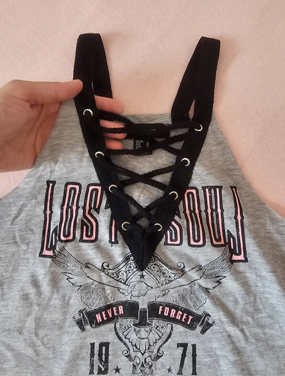 Sommer T-shirt/Top mit sexy Ausschnitt, Rock T-shirt/Top, Größe 32