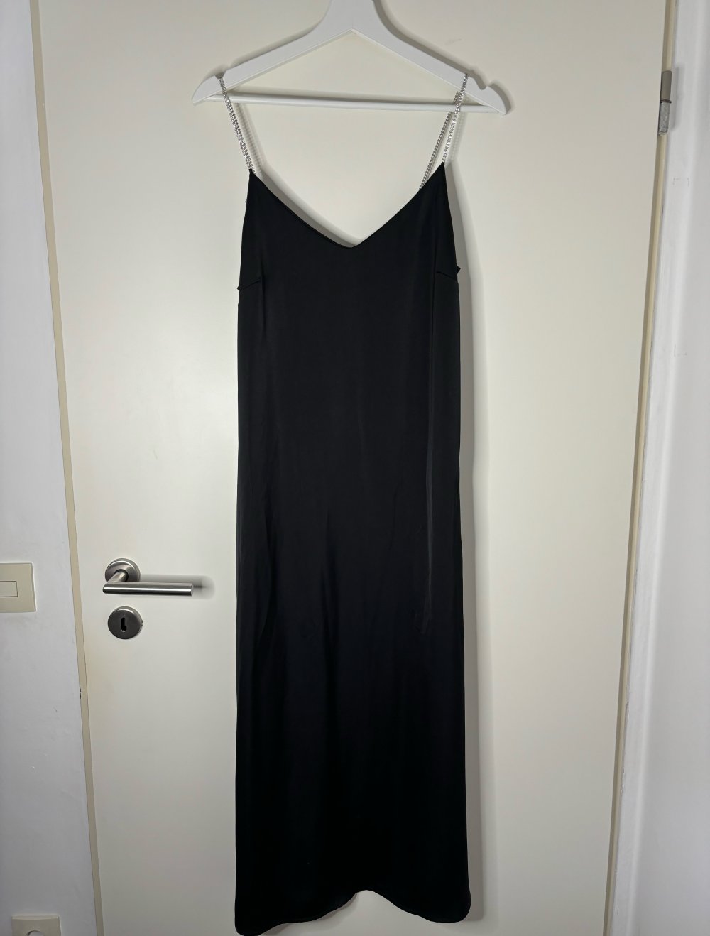 H&M Satin Kleid mit Strass