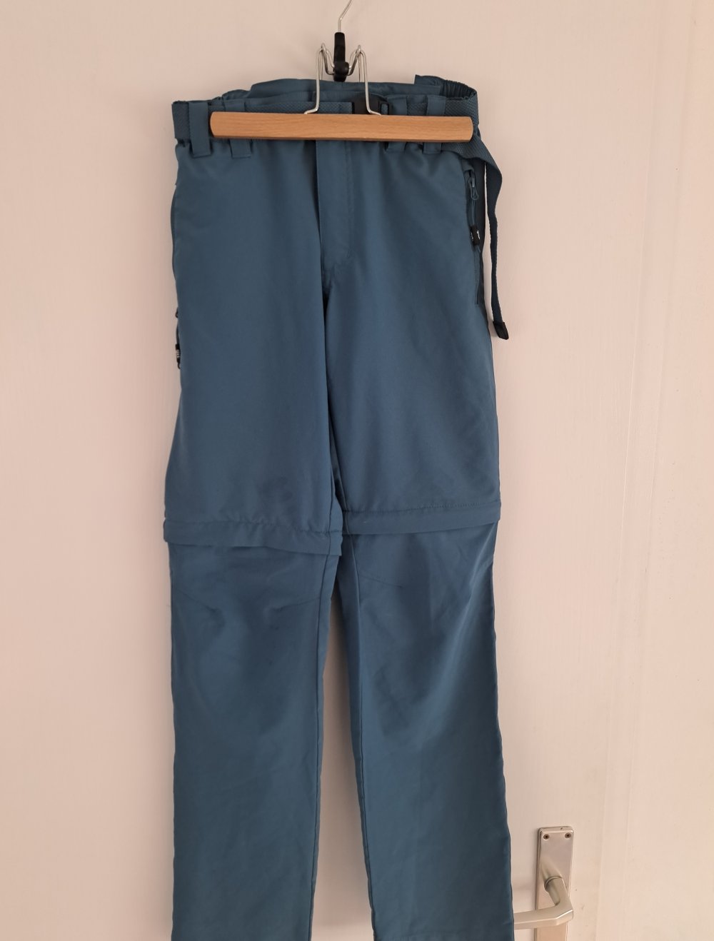 Blaue Zip Wanderhose