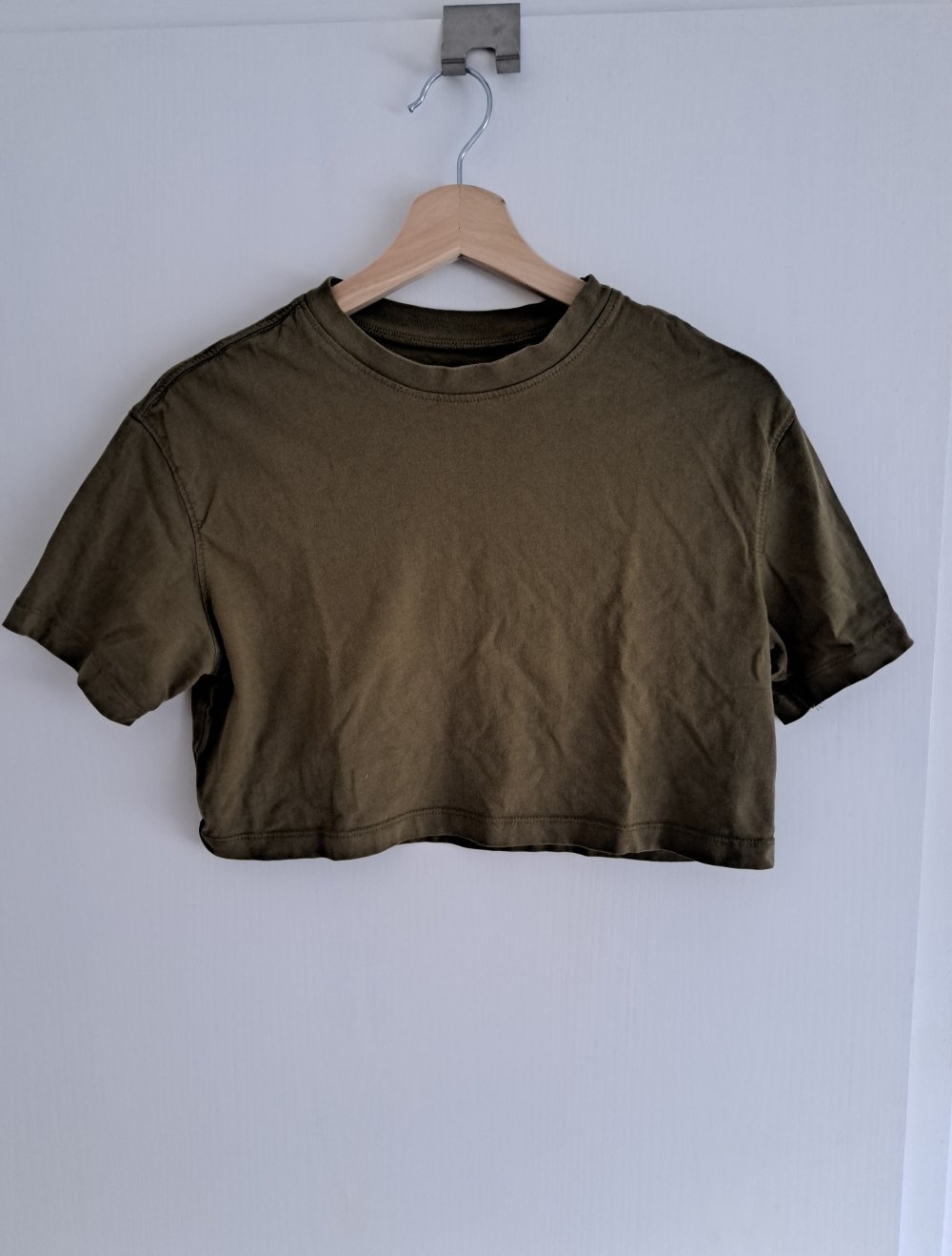 Olivgrün Crop T-Shirt