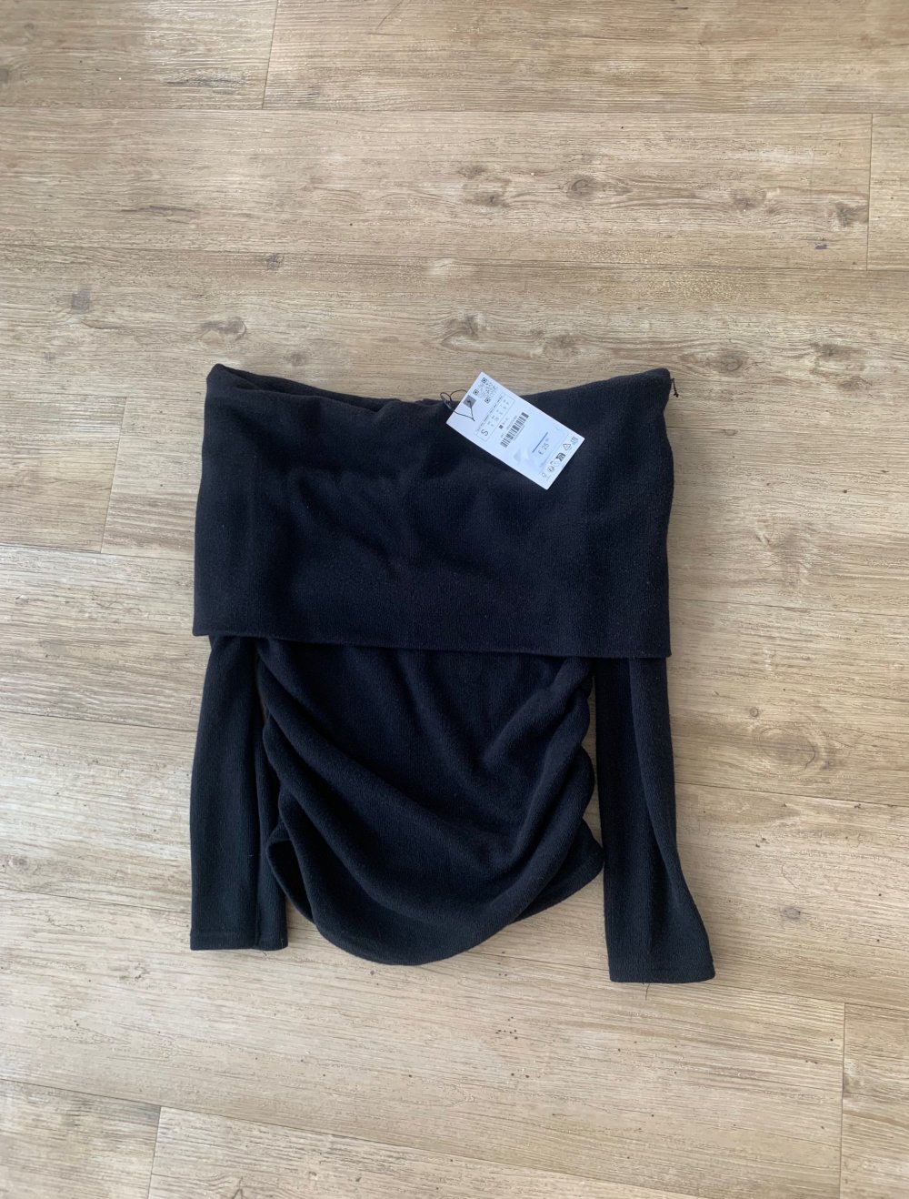 Schulterfreies Oberteil Zara