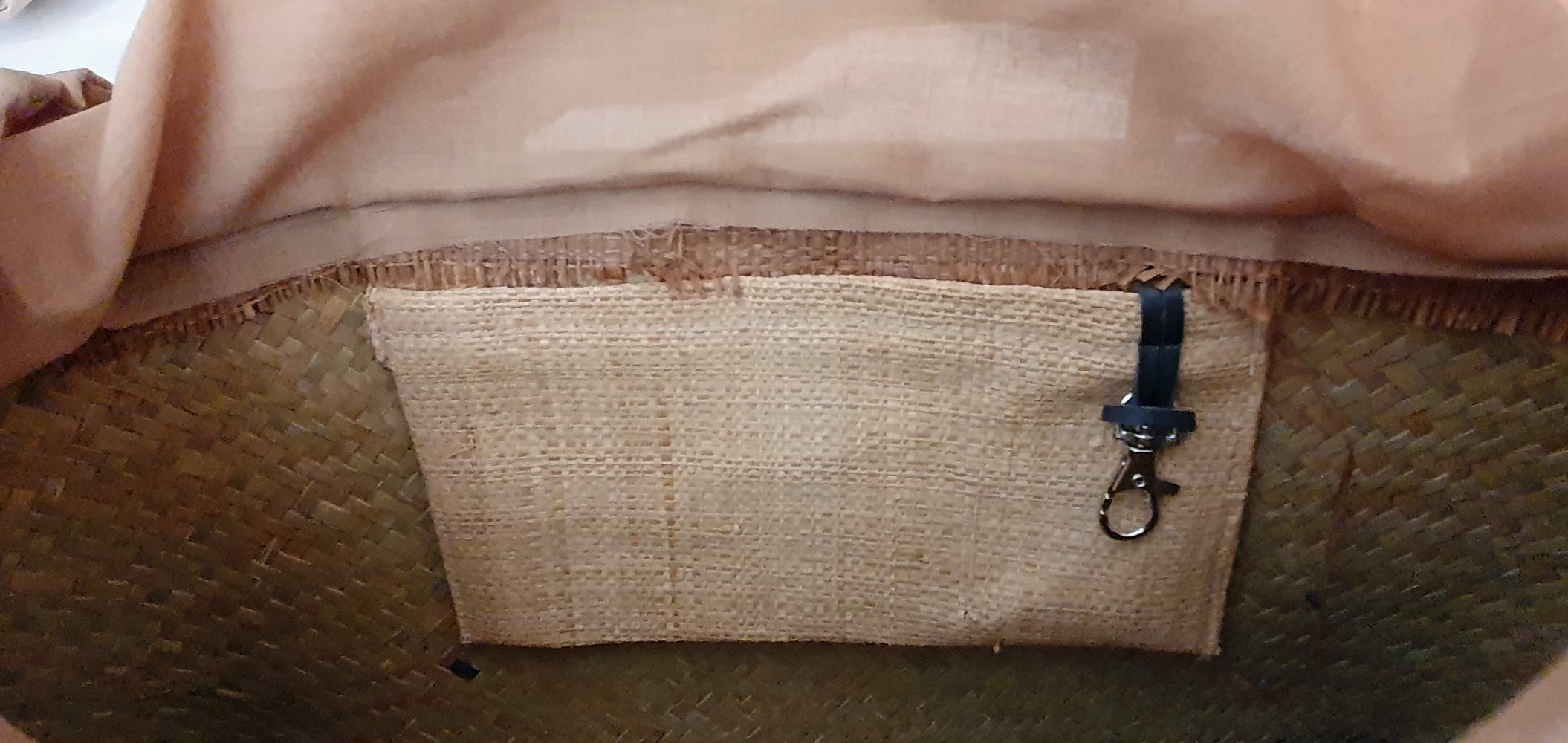 kleine Handbasttasche, senffarben