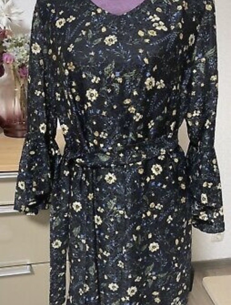 Neuwertiges Traumhaftes - Midikleid-- Kleid -  Sweet Miss - Gr L